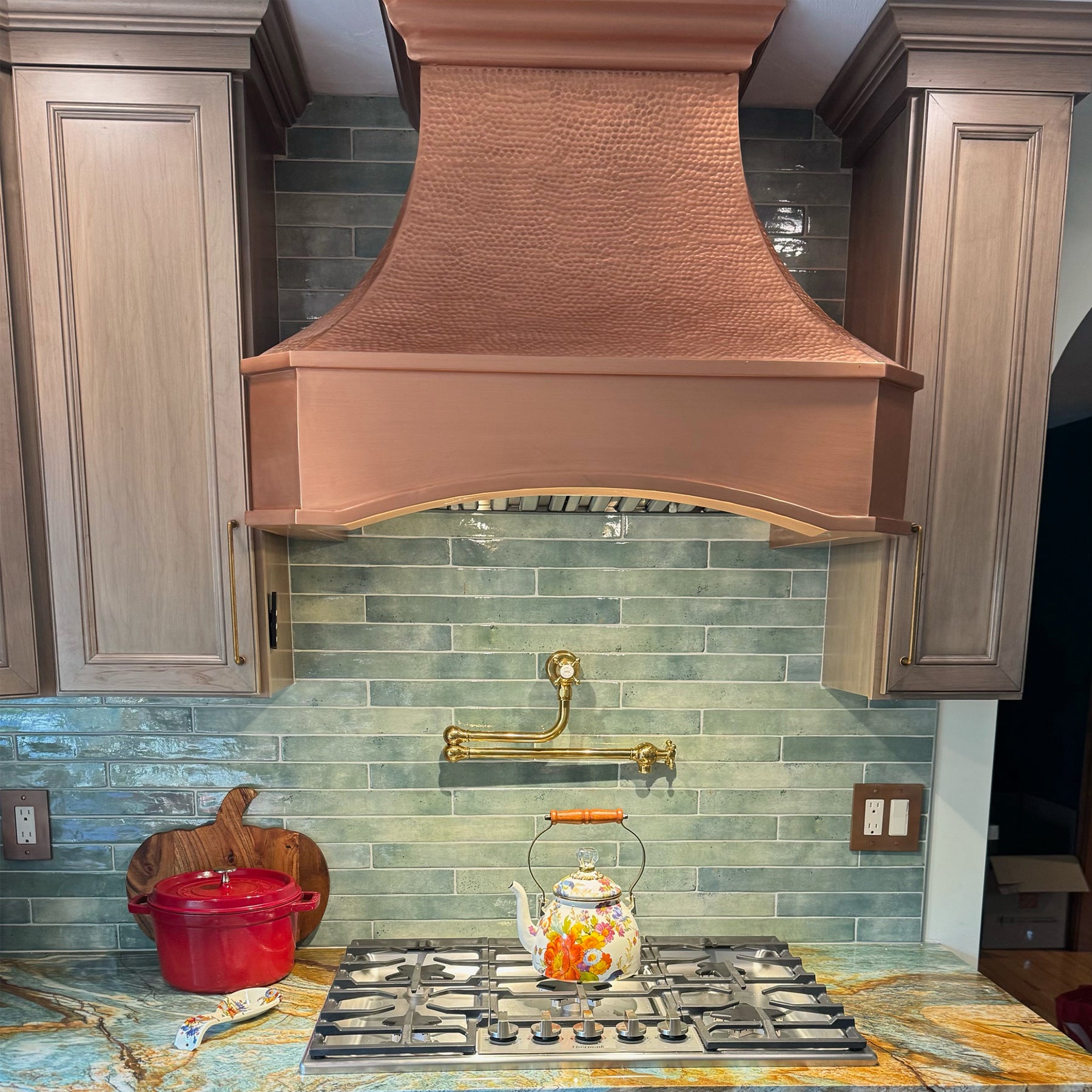 SINDA Arch-Curve Copper Range Hood H26-A2 | Handcrafted Luxury
