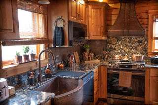 Amazing Kitchen Full Of Copper Elements - SINDA